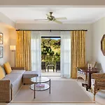 Pine Cliffs Residence, A Luxury Collection Resort, Algarve فندق