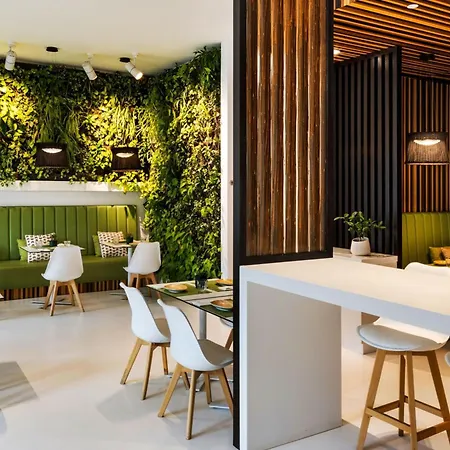 Pine Cliffs Residence, A Luxury Collection Resort, Algarve מלון