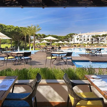 Pine Cliffs Residence, A Luxury Collection Resort, Algarve מלון אלבופיירה