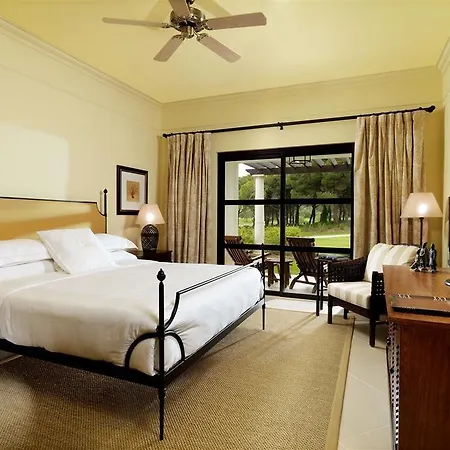 Pine Cliffs Residence, A Luxury Collection Resort, Algarve Otel Albufeira
