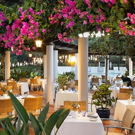 מלון Pine Cliffs Residence, A Luxury Collection Resort, Algarve אלבופיירה