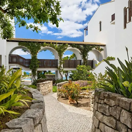 فندق Pine Cliffs Residence, A Luxury Collection Resort, Algarve البوفيرا