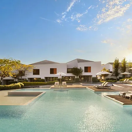 Pine Cliffs Residence, A Luxury Collection Resort, Algarve Αλμπουφέιρα