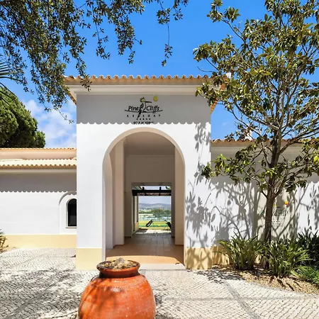 Pine Cliffs Residence, A Luxury Collection Resort, Algarve Albufeira