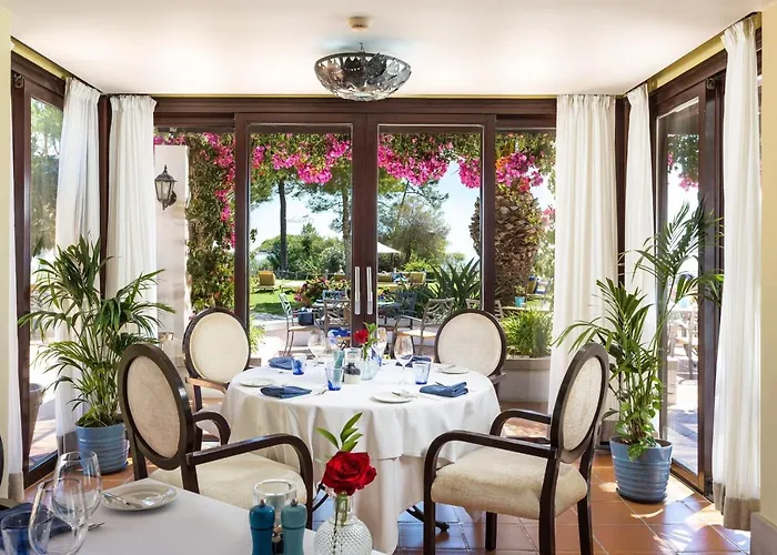 Pine Cliffs Residence, A Luxury Collection Resort, Algarve Hotell Albufeira